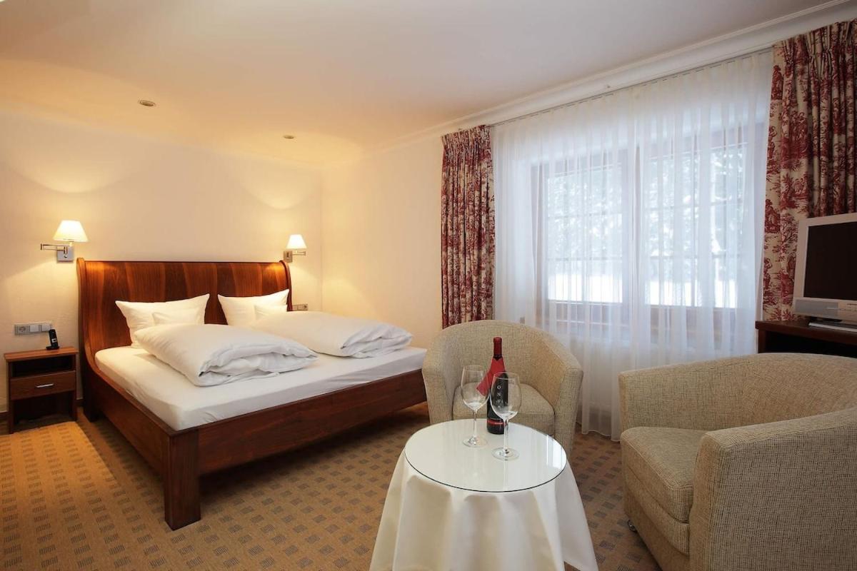 Schwarzwald Lodge Inselklause Schönwalde Buitenkant foto