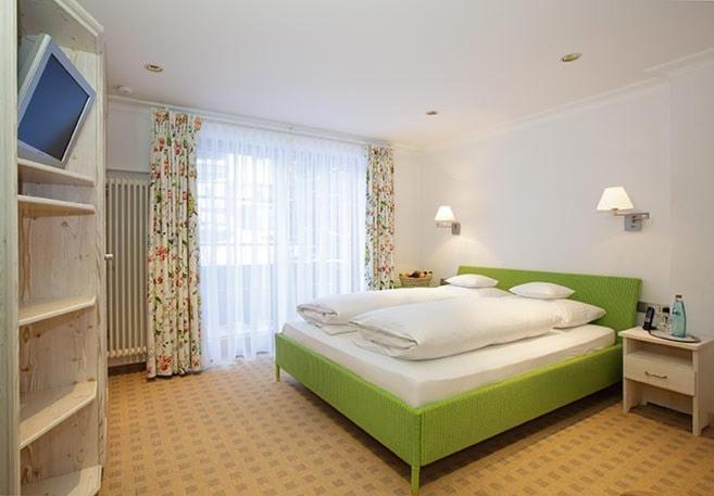 Schwarzwald Lodge Inselklause Schönwalde Buitenkant foto